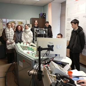 Обучающиеся Уральского железнодорожного техникума и школьники общеобразовательных организаций посетили Екатеринбургский центр организации работы железнодорожных станций